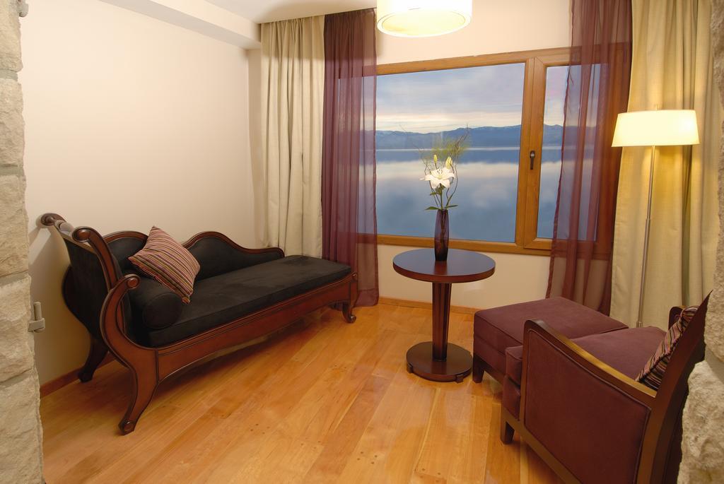 Alma Del Lago Suites & Spa Сан-Карлос-де-Барілоче Екстер'єр фото