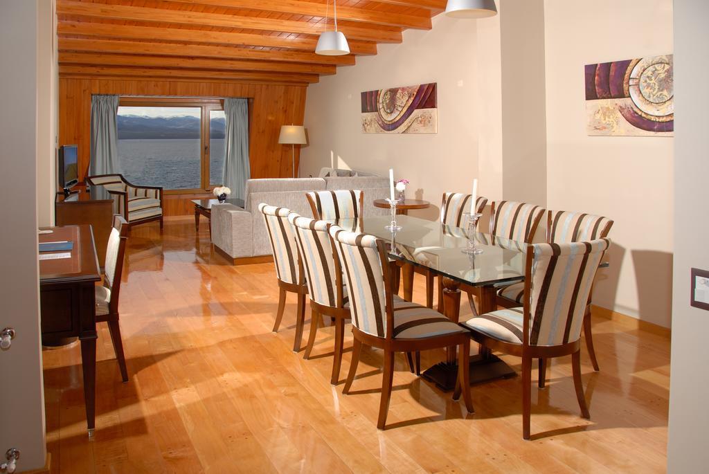 Alma Del Lago Suites & Spa Сан-Карлос-де-Барілоче Екстер'єр фото A dining room